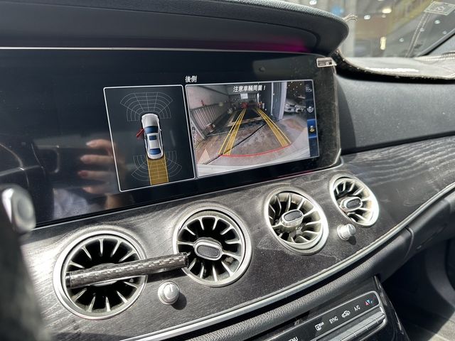 M-BENZ賓士 E300  第9張相片