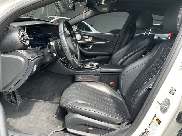 M-BENZ賓士 E300  第11張相片
