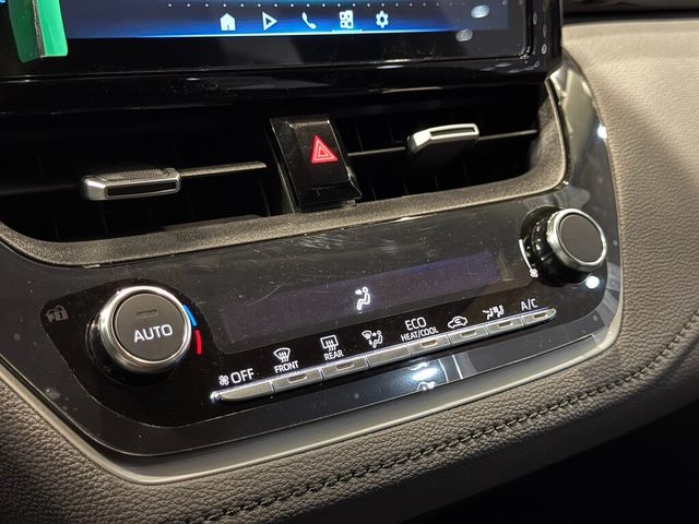 TOYOTA豐田 COROLLA ALTIS HYBRID  第9張相片