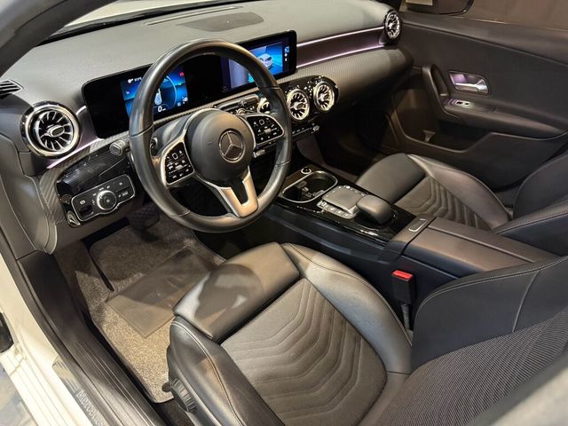 M-BENZ賓士 A180  第6張相片