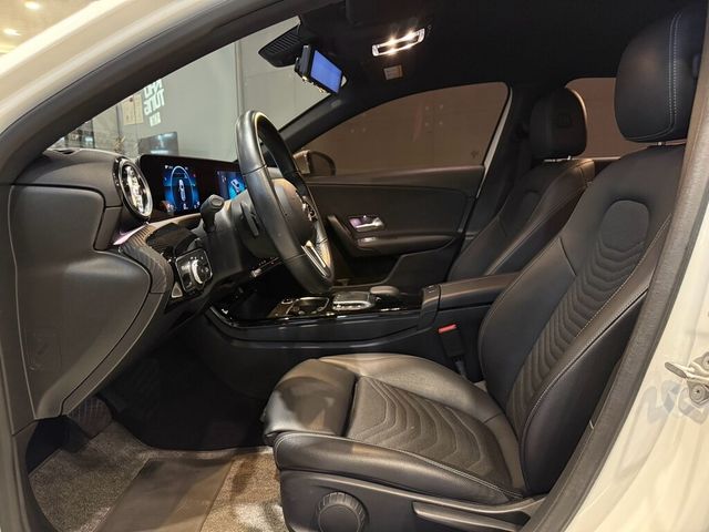 M-BENZ賓士 A180  第12張相片