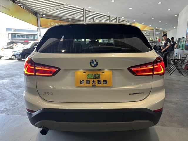 BMW寶馬 X1  第4張相片