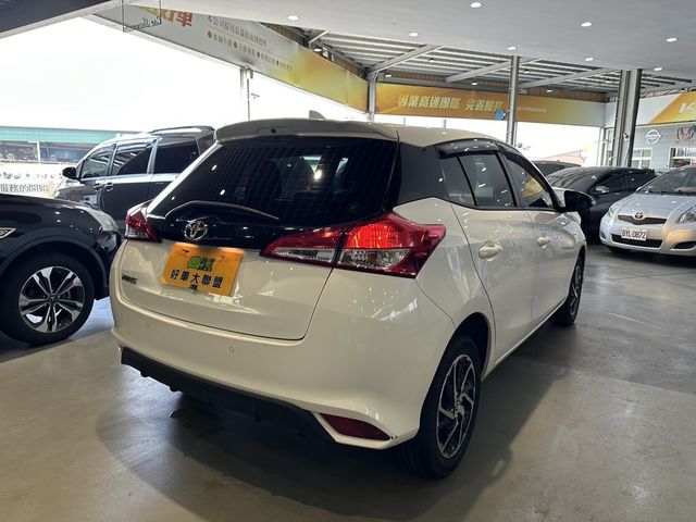 TOYOTA豐田 YARIS  第2張相片