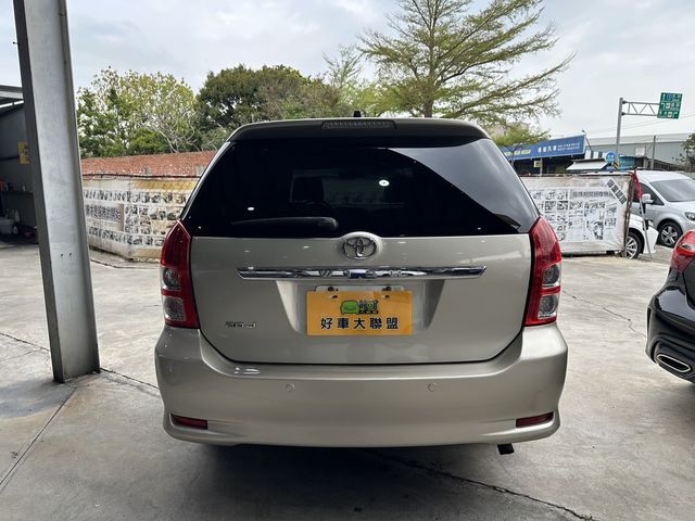 TOYOTA豐田 WISH  第4張相片