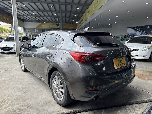 MAZDA馬自達 MAZDA 3  第11張相片