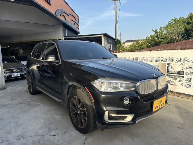 BMW寶馬 X5 XDRIVE35I  第7張相片