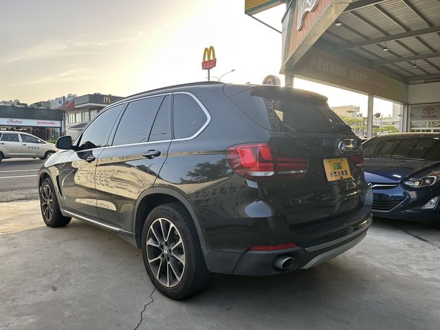 BMW寶馬 X5 XDRIVE35I  第11張相片