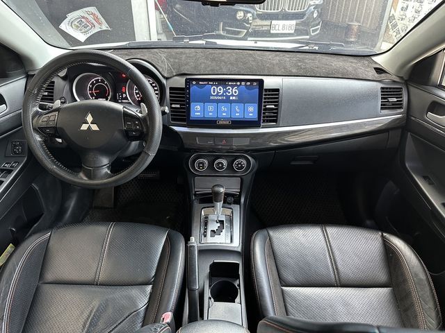 MITSUBISHI三菱 LANCER IO  第5張相片