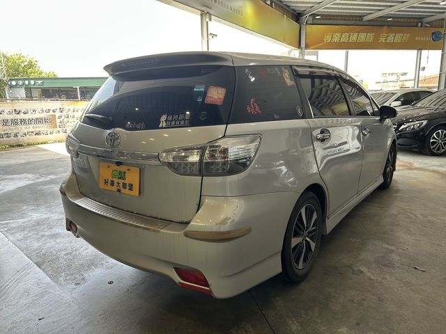 TOYOTA豐田 WISH  第2張相片