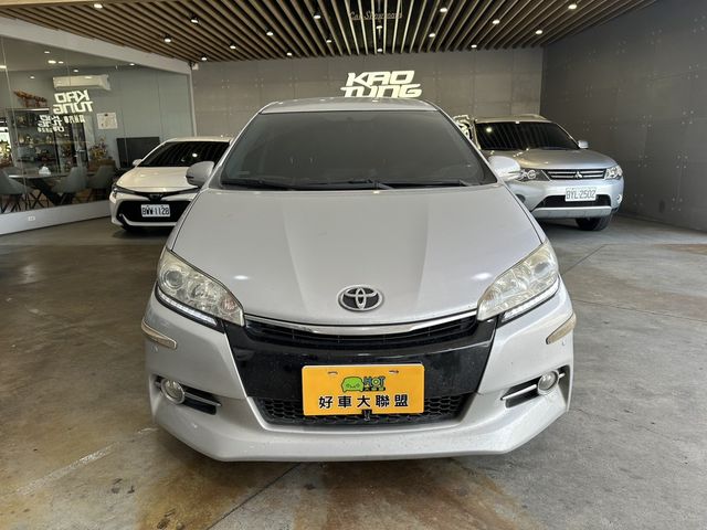 TOYOTA豐田 WISH  第3張相片