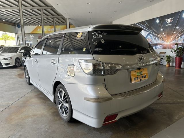 TOYOTA豐田 WISH  第11張相片