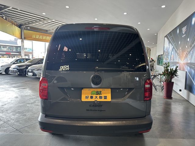 VOLKSWAGEN福斯 CADDY  第4張相片