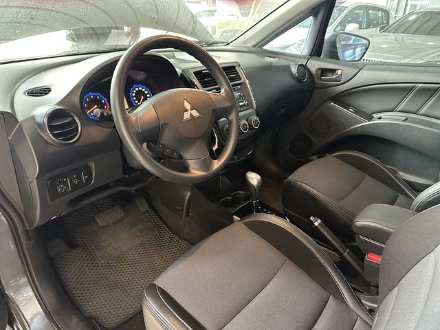 MITSUBISHI三菱 COLT PLUS  第8張相片