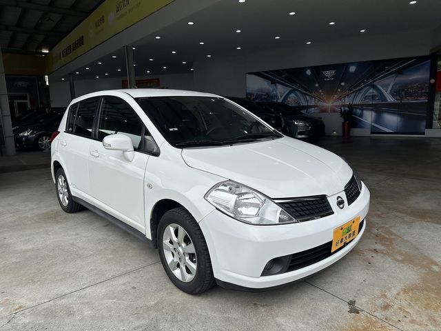 NISSAN日產 TIIDA  第7張相片