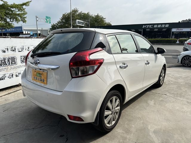 TOYOTA豐田 YARIS  第2張相片