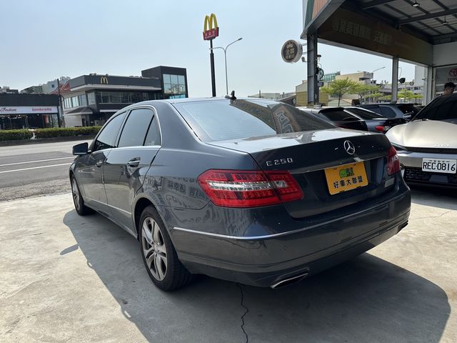 M-BENZ賓士 E250  第11張相片