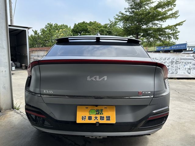 KIA起亞 EV6  第4張相片