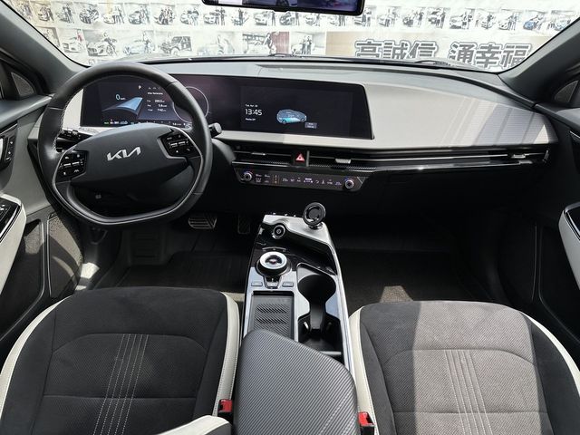 KIA起亞 EV6  第5張相片