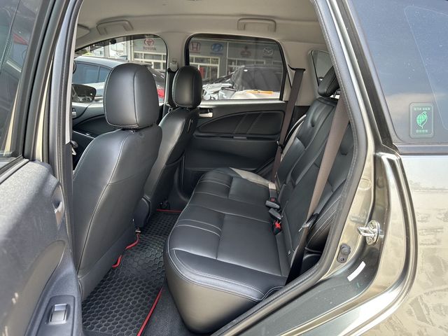 MITSUBISHI三菱 COLT PLUS  第10張相片