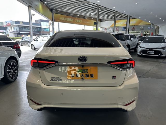 TOYOTA豐田 ALTIS  第4張相片