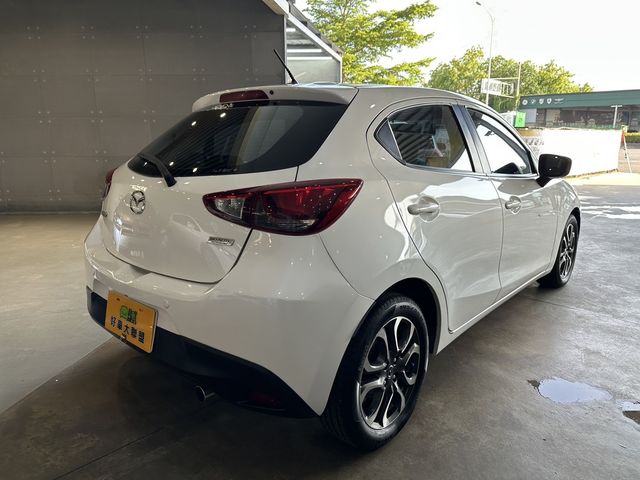MAZDA馬自達 MAZDA 2  第2張相片