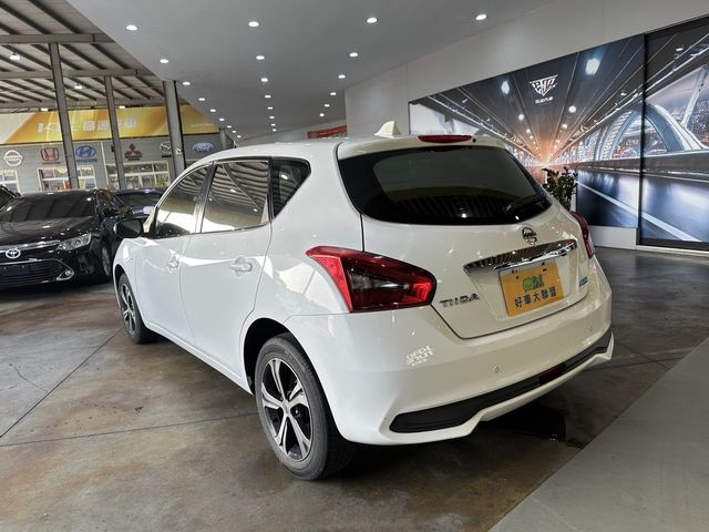 NISSAN日產 TIIDA  第11張相片