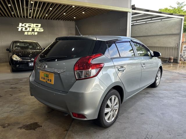 TOYOTA豐田 YARIS  第2張相片