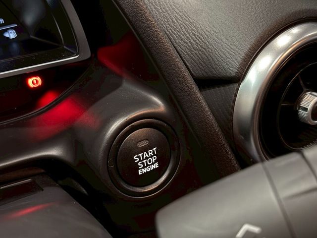 MAZDA馬自達 MAZDA 2  第7張相片