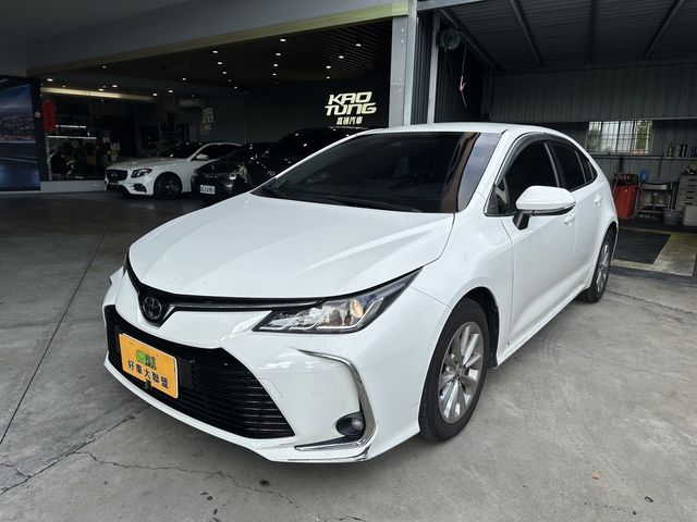 TOYOTA豐田 ALTIS  第1張相片