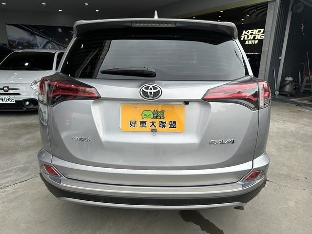 TOYOTA豐田 RAV4  第4張相片