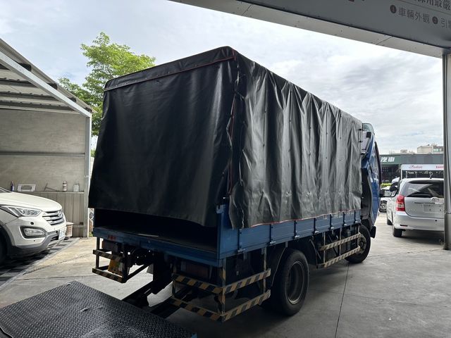 MITSUBISHI三菱 CANTER  第2張相片