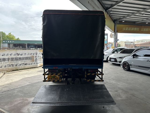 MITSUBISHI三菱 CANTER  第4張相片