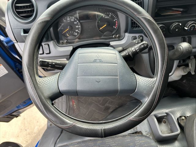 MITSUBISHI三菱 CANTER  第5張相片