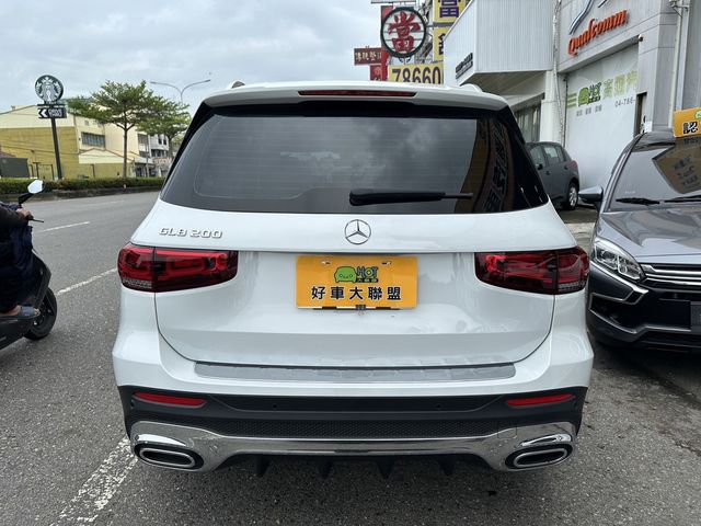 M-BENZ賓士 GLB200  第4張相片