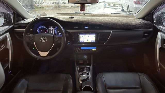 TOYOTA豐田 ALTIS  第5張相片