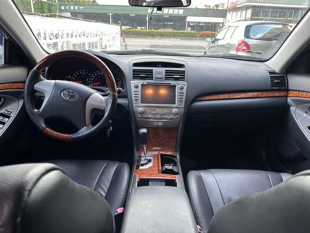 TOYOTA豐田 CAMRY  第5張相片