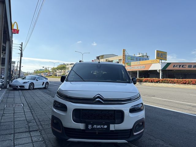 CITROEN雪鐵龍 BERLINGO  第3張相片