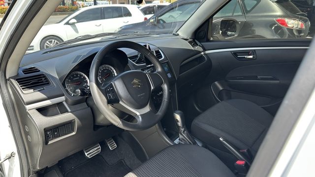 SUZUKI鈴木 SWIFT  第8張相片