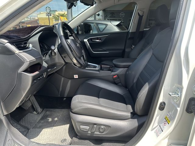 TOYOTA豐田 RAV4  第9張相片