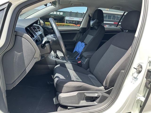 VOLKSWAGEN福斯 GOLF  第9張相片