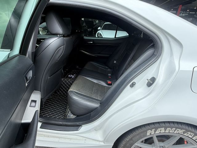 LEXUS凌志 IS200T  第8張相片