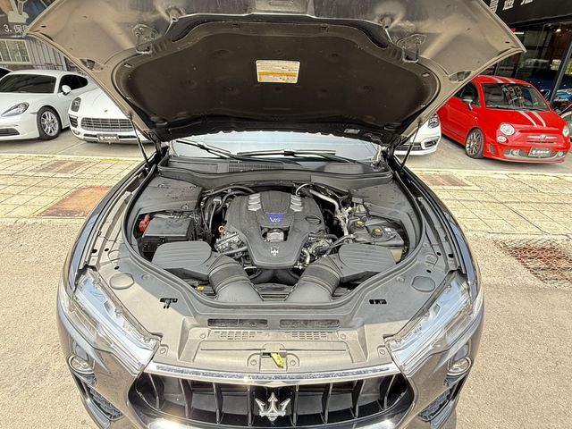 MASERATI瑪莎拉蒂 LEVANTE GRANSPORT  第6張相片