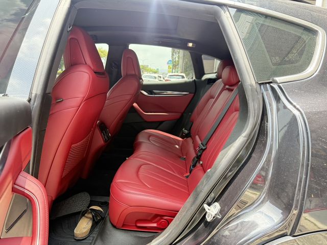 MASERATI瑪莎拉蒂 LEVANTE GRANSPORT  第8張相片