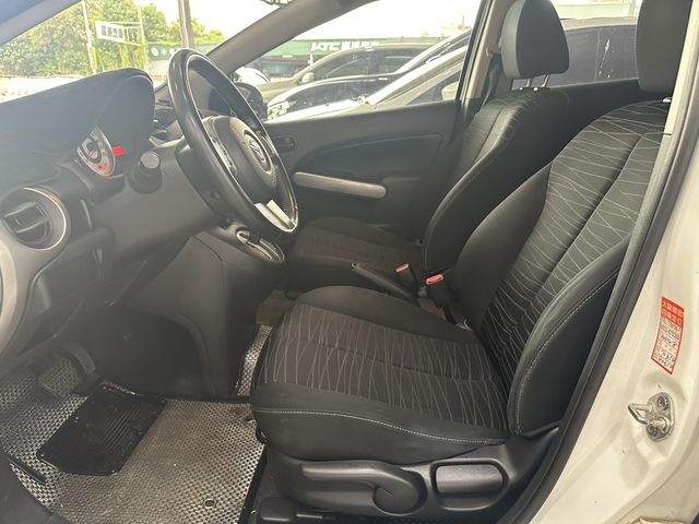 MAZDA馬自達 MAZDA 2  第7張相片