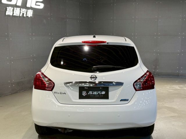 NISSAN日產 TIIDA  第4張相片