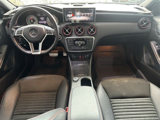 M-BENZ賓士 A250  第5張相片