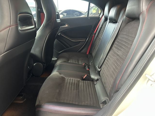 M-BENZ賓士 A250  第7張相片