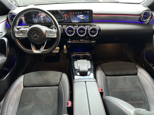 M-BENZ賓士 A180  第5張相片