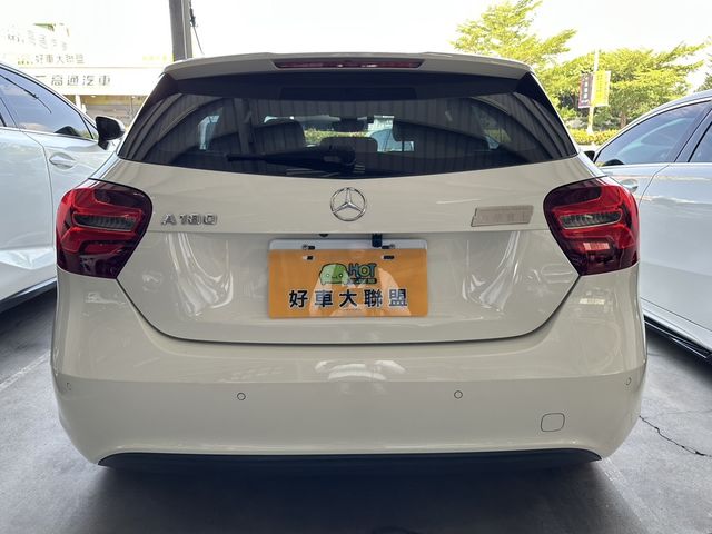 M-BENZ賓士 A180  第4張相片