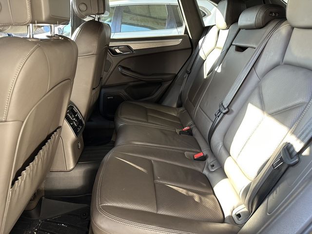 PORSCHE保時捷 MACAN  第10張相片